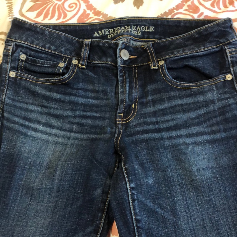Size 8 American Eagle Favorite Boyfriend Jeans
